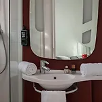 Ibis Centre