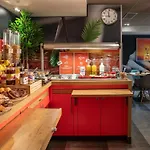 Hotel Ibis Centre 3*