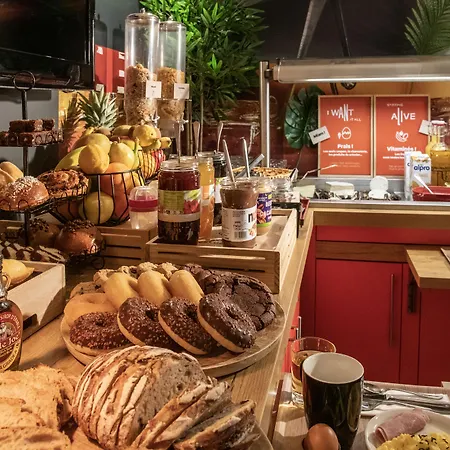 Hotel Ibis Centre 3*