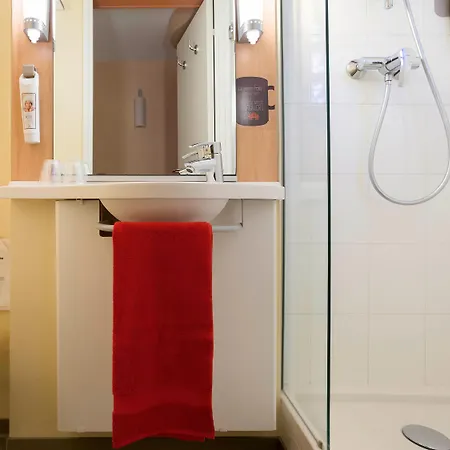 Ibis Centre Hotel