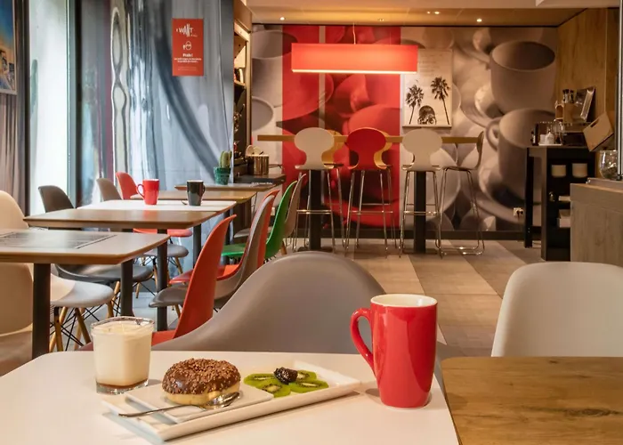 Ibis Centre Hotel 3*